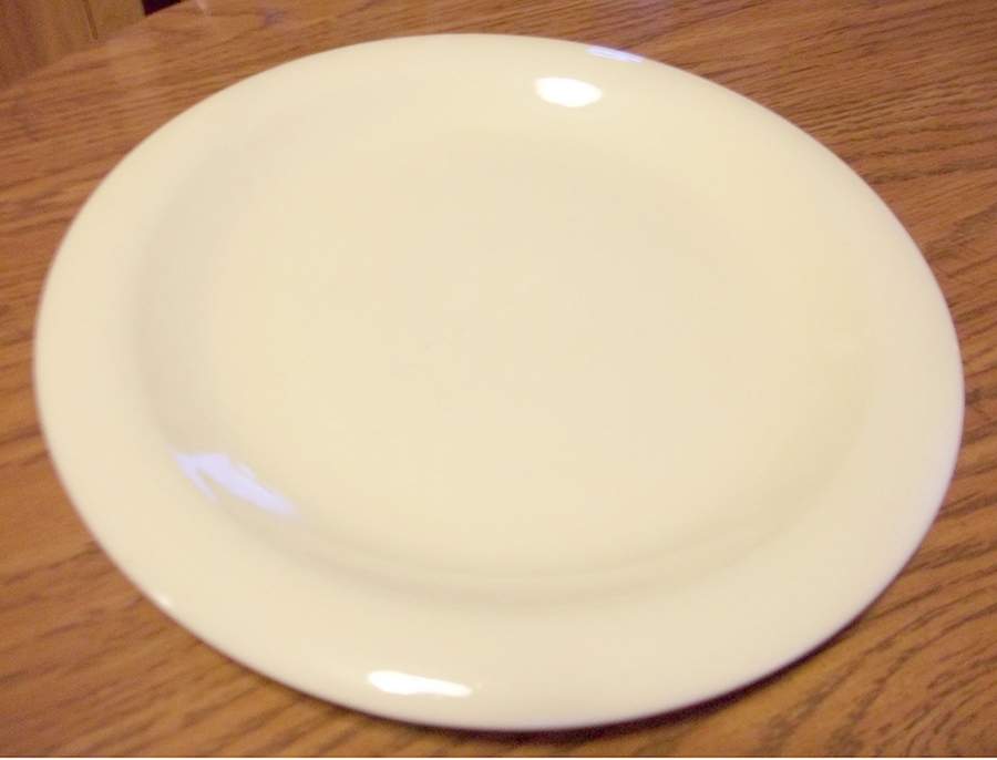 GID255 Cream Dinner Plate by Gibson Designs-1
