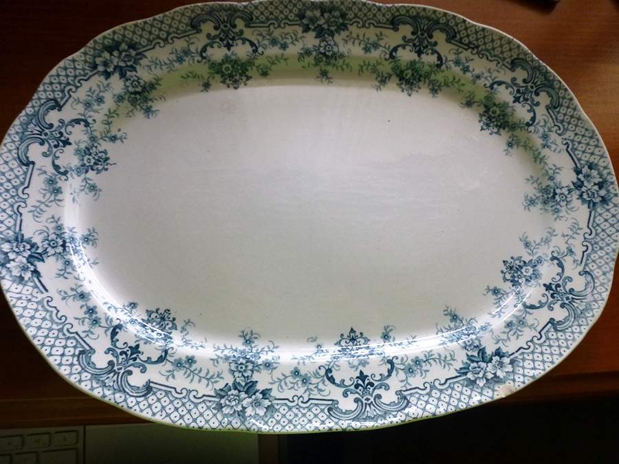 Windsor 11" Oval Serving Platter by Grimwades (England)-1