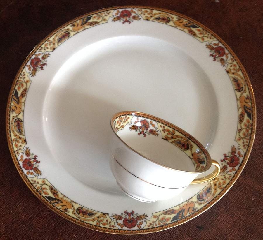 GRR24 Dinner Plate by Granger-Limoges-1