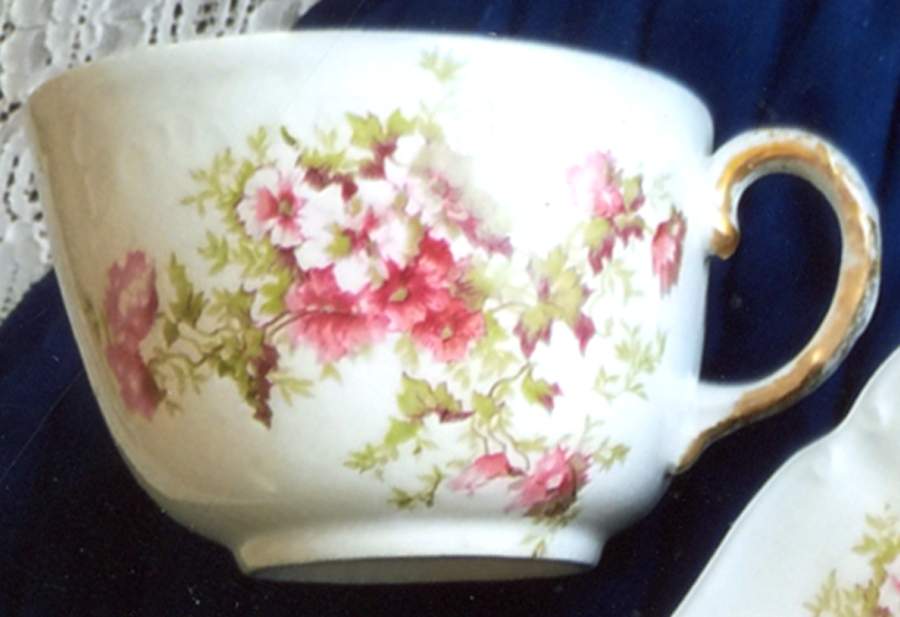 GUE819 Flat Cup by WM Guerin-1