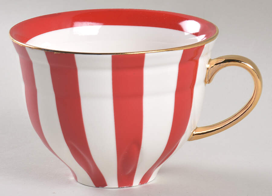 Red Scallop Jumbo Cup by Grace's Teaware-1