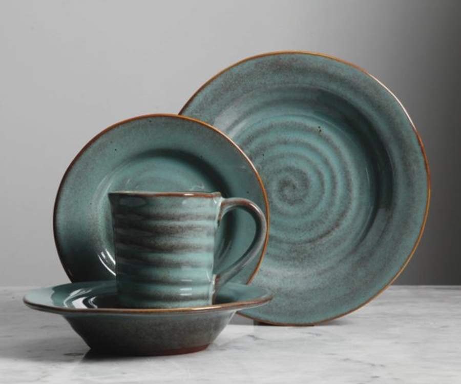 Mariani Teal Dinner Plate by Gibson Designs-1