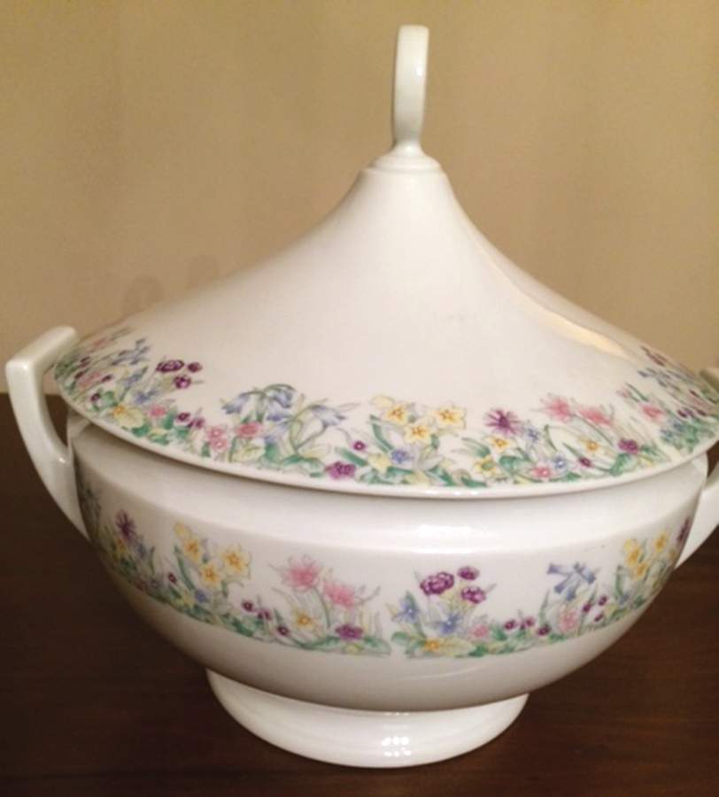 GIN371 Tureen &  Lid by Ginori 1735-1