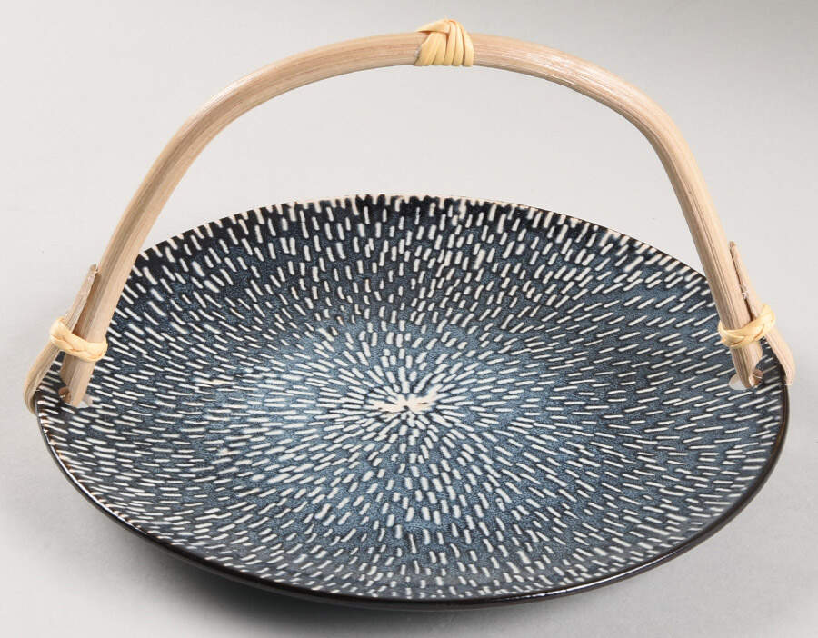 Matisse Cobalt Blue 5 3/8"-5 5/8" Bamboo Handled Serving Plate  HC by Gibson Designs-1