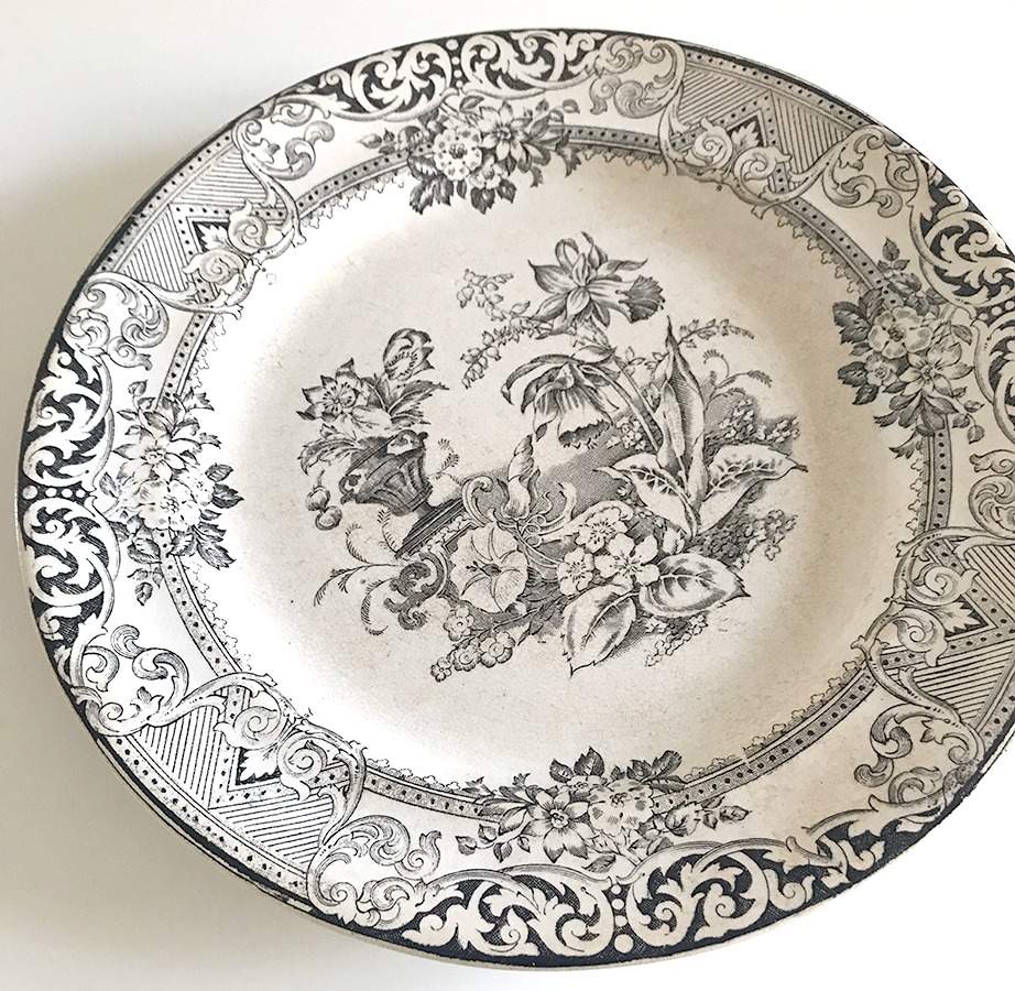 Eastern Dinner Plate by Guest & Dewsbury-1