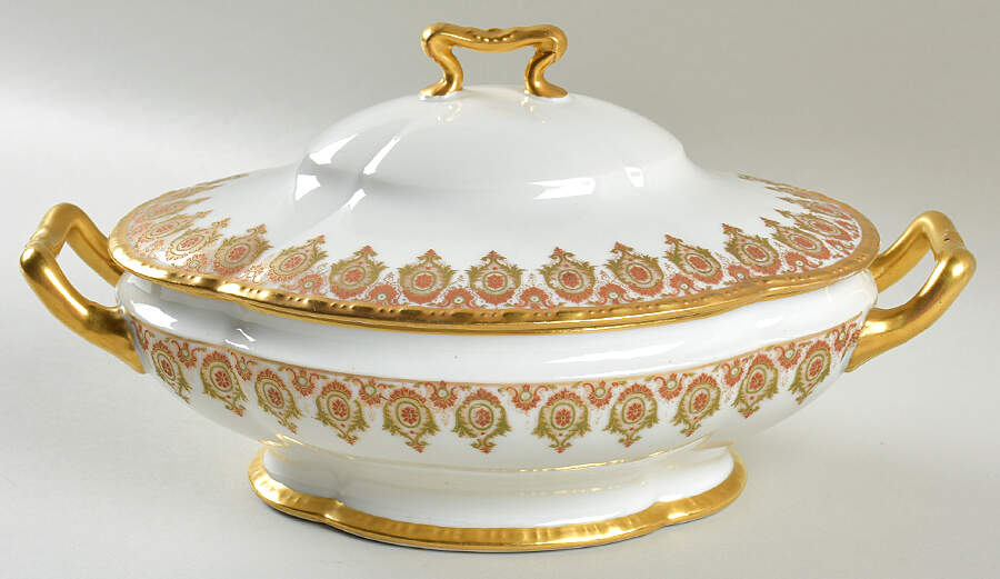 GUE828 Oval Covered Vegetable by WM Guerin-1