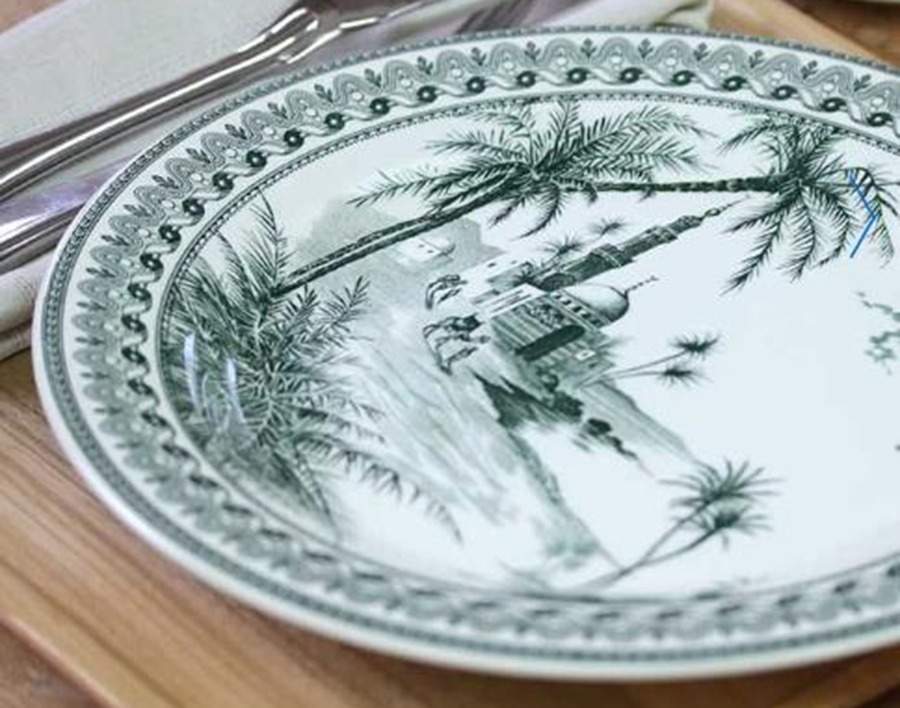 Les Depareillees Dinner Plate by Faiencerie De Gien-1