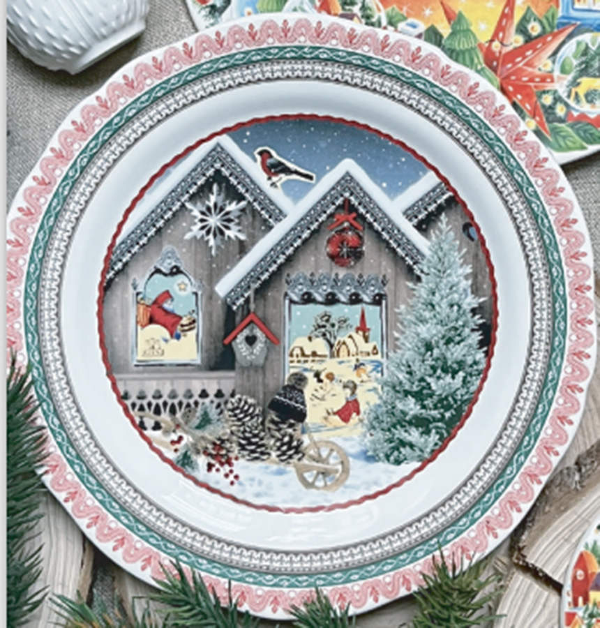 Collection de Noel 2022 Collector Plate by Faiencerie De Gien-1