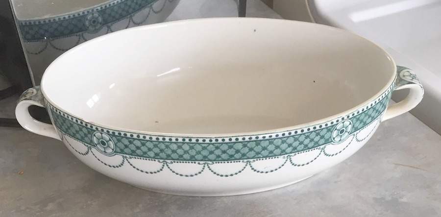Alton Oval Vegetable No Lid by Grimwades (England)-1