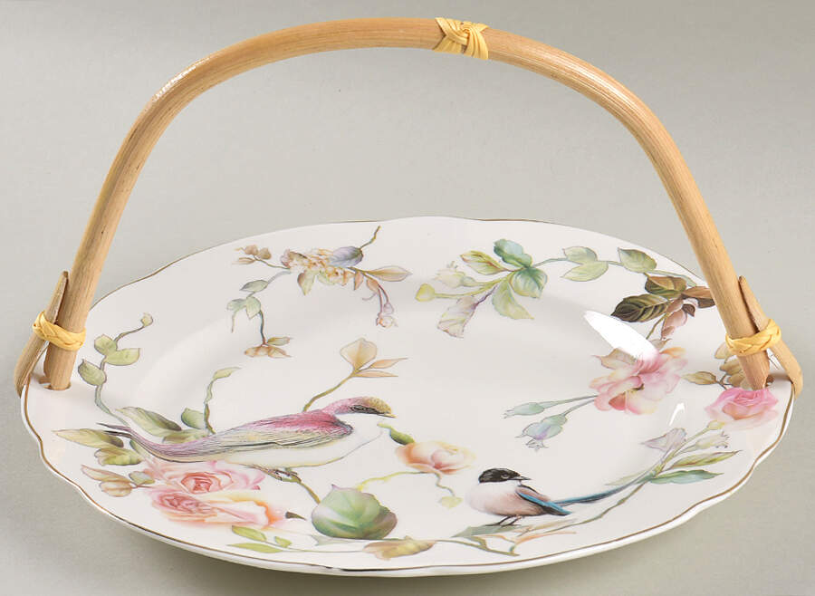 Magnolia 5 3/8"-5 5/8" Bamboo Handled Serving Plate  HC by Grace's Teaware-1