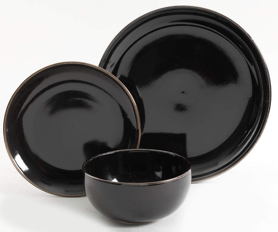 Rockaway Gold Black Dinner Plate by Gibson Designs-1