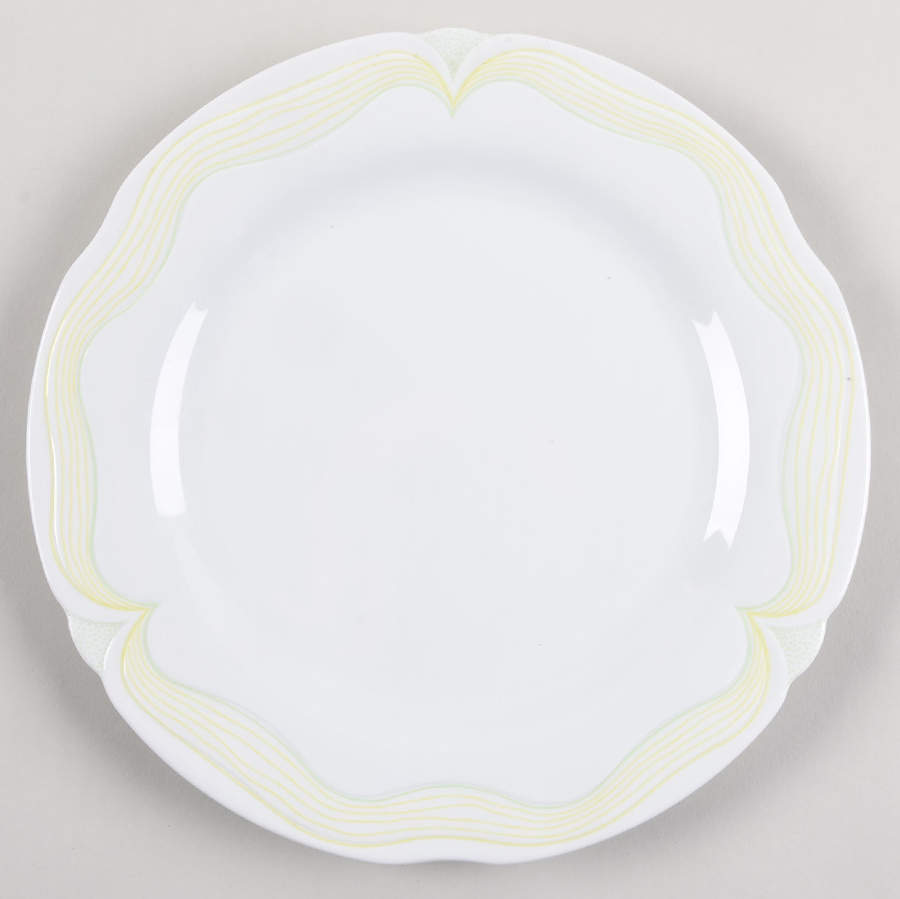 GOE20 Dinner Plate by Goebel-1