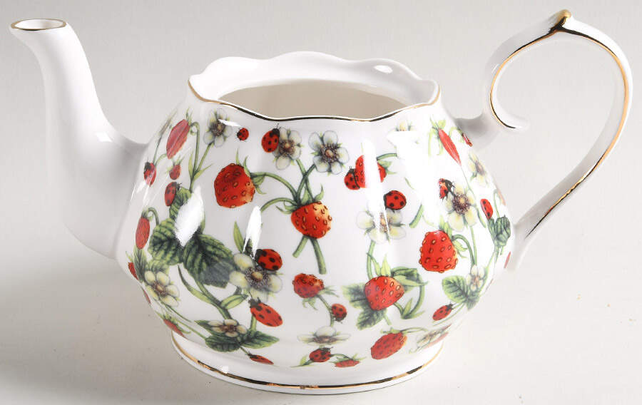 Strawberry Vine Teapot No Lid by Grace's Teaware-1