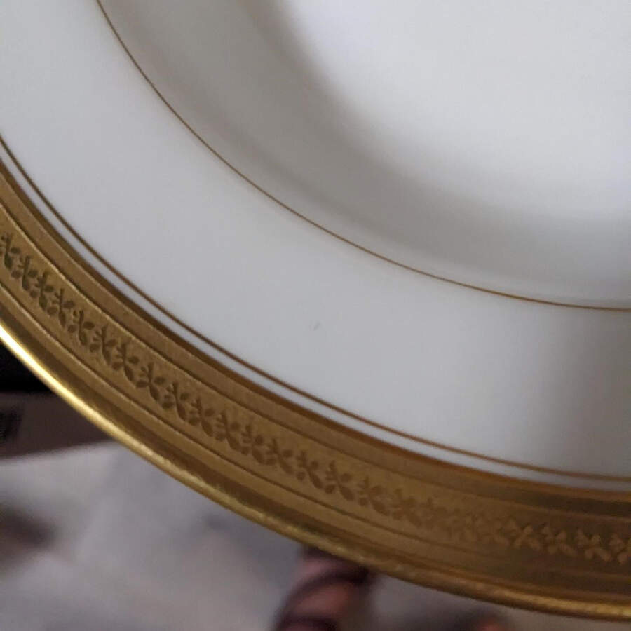 GUE840 Dinner Plate by WM Guerin-1