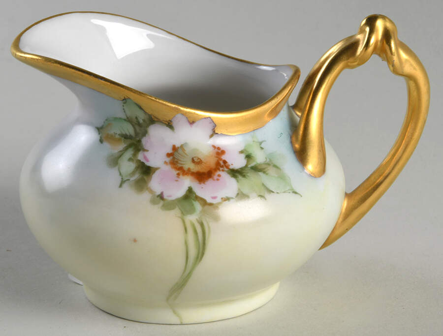 GUE842 Creamer by WM Guerin-1