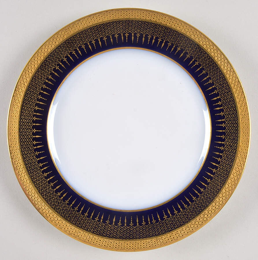 GUE844 Salad Plate by WM Guerin-1