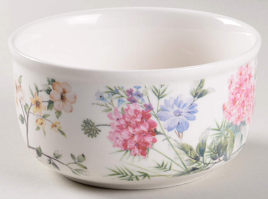 Camellia Hydrangea 5" Storage Ceramic Bowl by Grace's Teaware-1