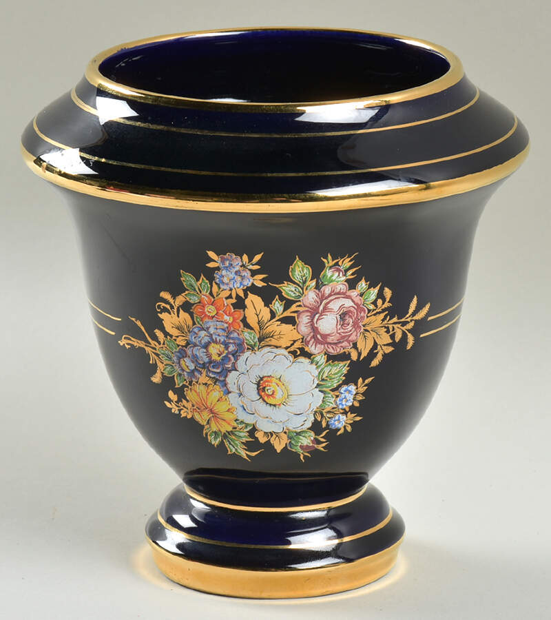 GR113 Footed Candy Dish No Lid by Greece-1