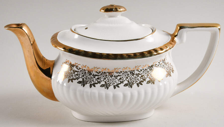 721 Teapot & Lid by Gibsons-England-1