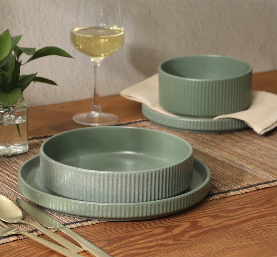 Deerfield Dinner Plate by Gibson Designs-1