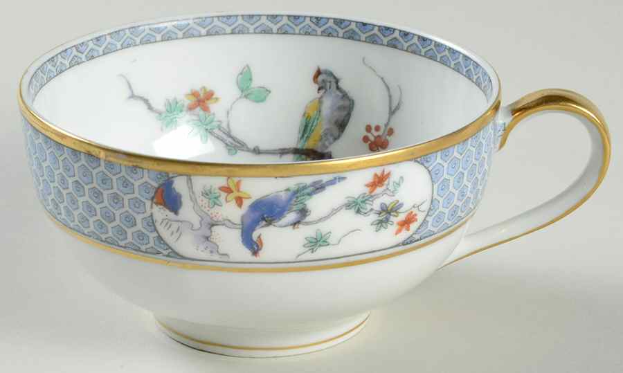 Ambazar Oversized Cup by Haviland-1