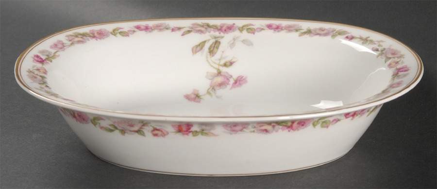 The Amstel 9" Oval Vegetable Bowl by Haviland-1