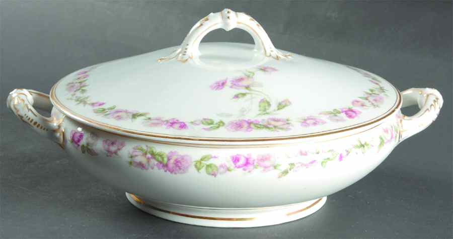 The Amstel Round Covered Vegetable by Haviland-1