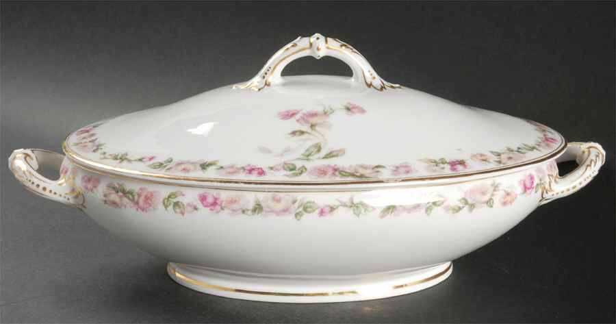 The Amstel Oval Covered Vegetable by Haviland-1