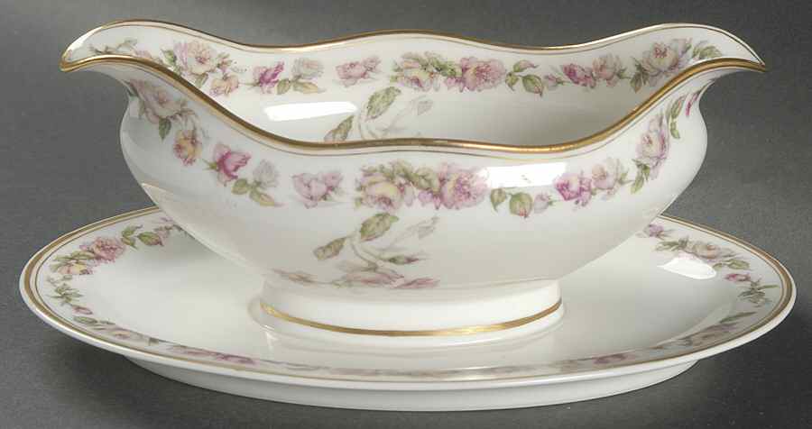 The Amstel Gravy Boat with Attached Underplate by Haviland-1