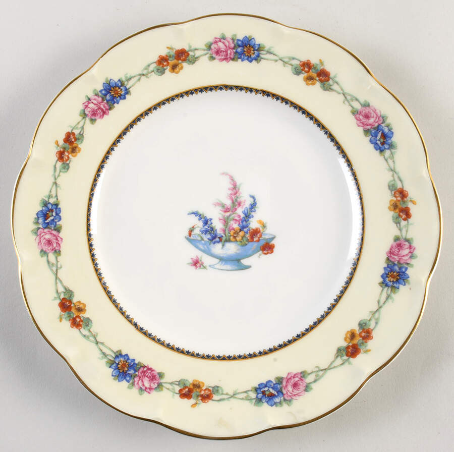 Aquitania Dinner Plate by Haviland-1