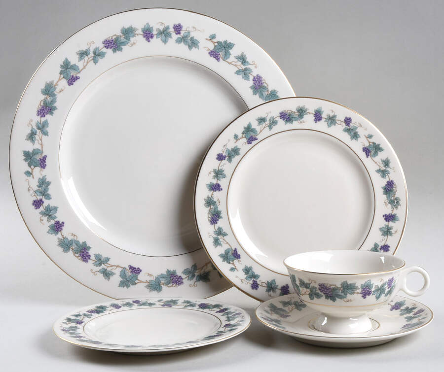 Arbor 40 Piece Estate Set by Haviland-1