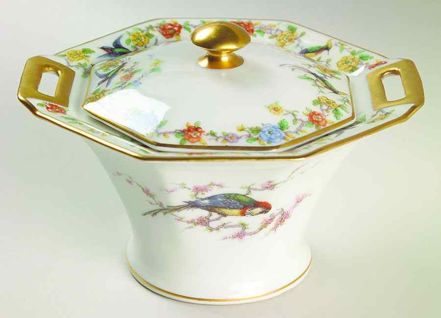 Arcadia (France With Birds) Sugar Bowl & Lid by Haviland-1