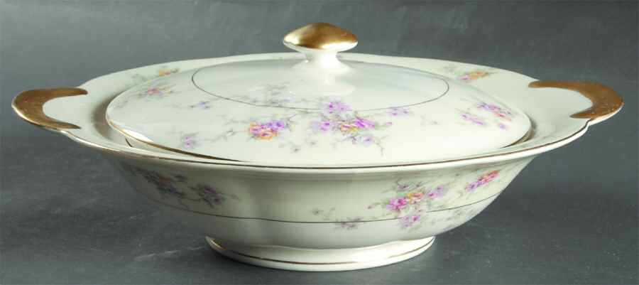 Arcadia (New York) Round Covered Vegetable by Haviland-1