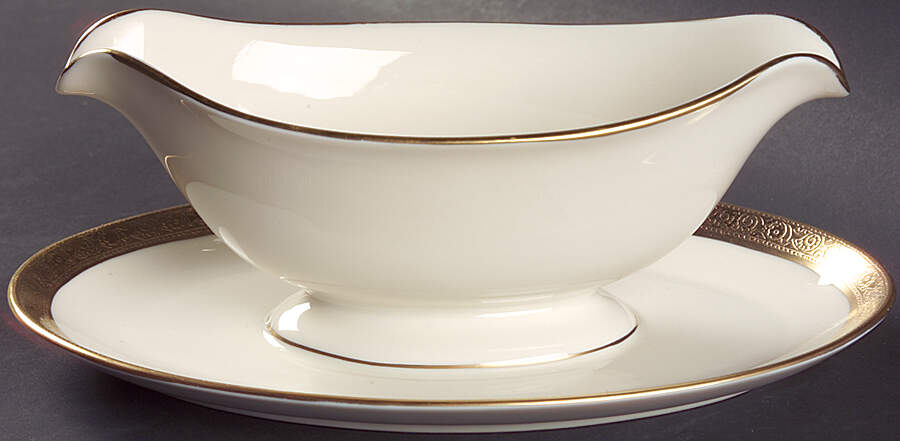 Athena (New York) Gravy Boat with Attached Underplate by Haviland-1