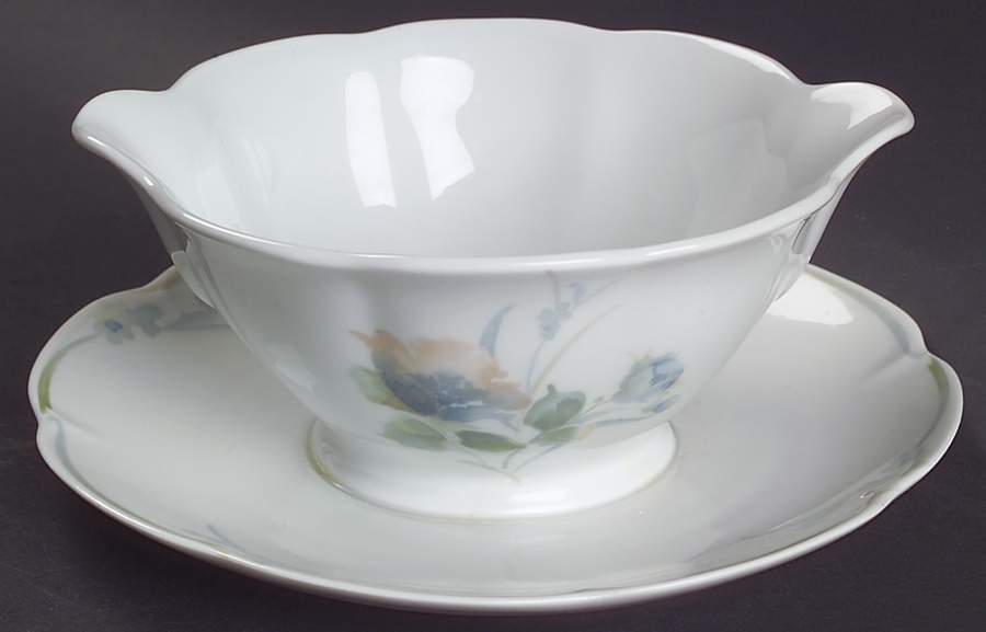 Auteuil Gravy Boat with Attached Underplate by Haviland-1