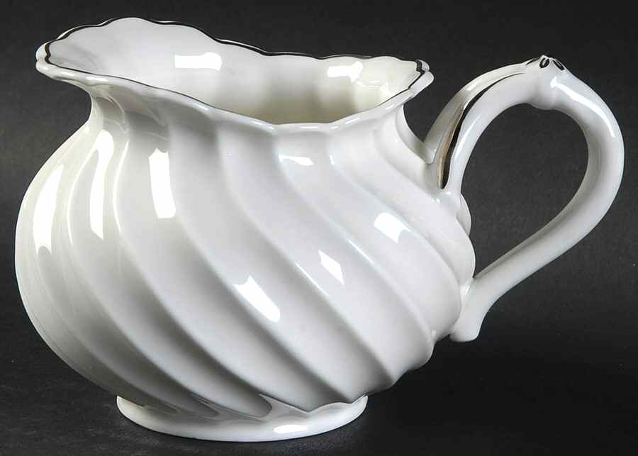 Beaucaire (Platinum Inner Ring) Creamer by Haviland-1