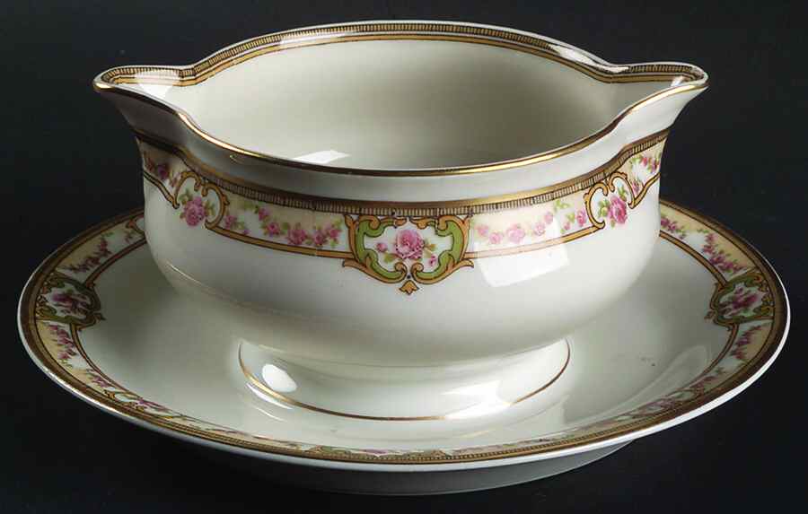 Belfort Gravy Boat with Attached Underplate by Haviland-1