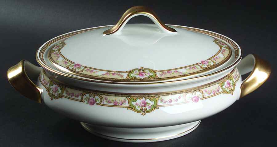 Belfort Round Covered Vegetable by Haviland-1