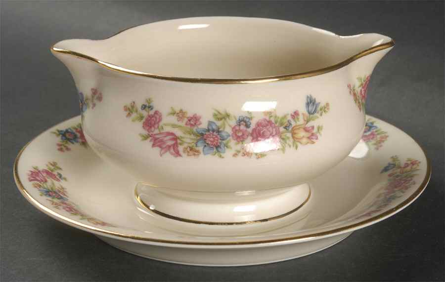 Belvedere Gravy Boat with Attached Underplate by Haviland-1