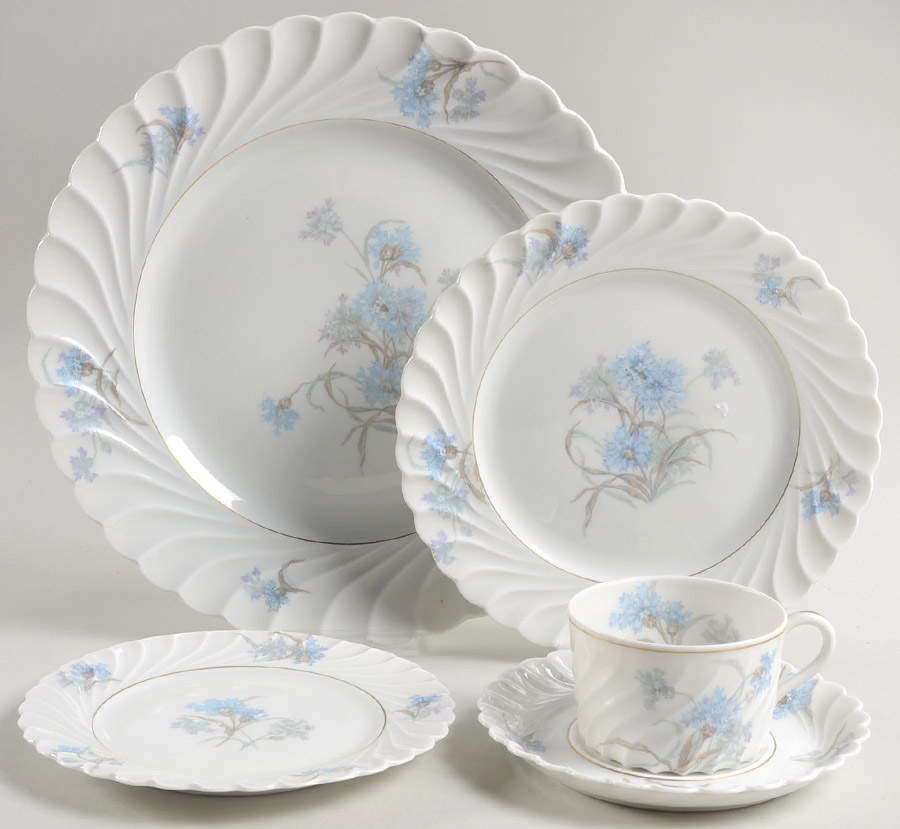 Bergere (Blue Flowers, Gold Verge) 5 Piece Place Setting by Haviland-1