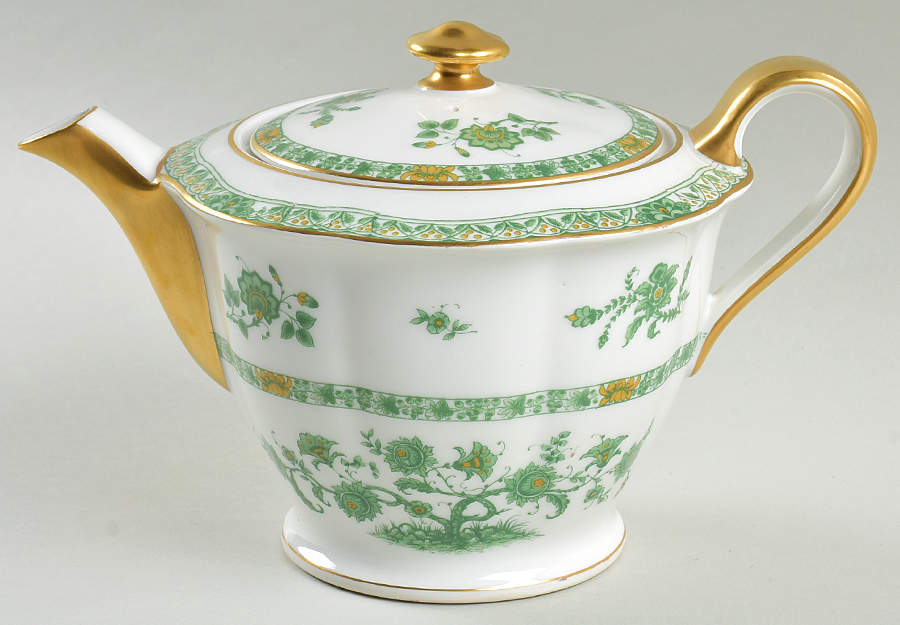 Bonneval (White, Isle De France Shape) Teapot & Lid by Haviland-1