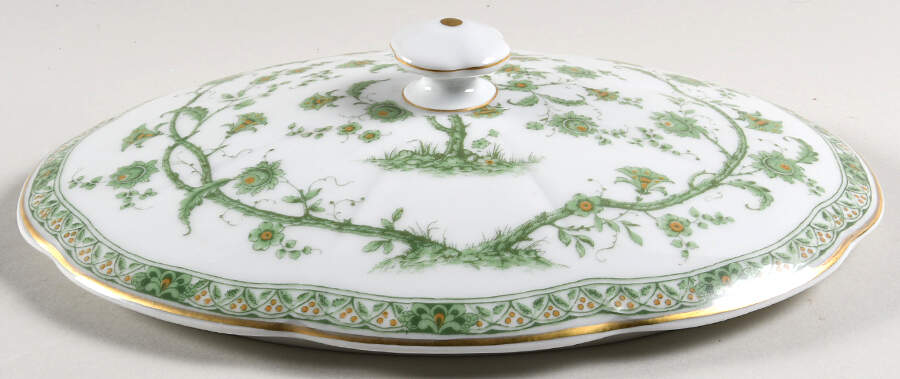 Bonneval (White, Isle De France Shape) Lid for Oval Vegetable by Haviland-1