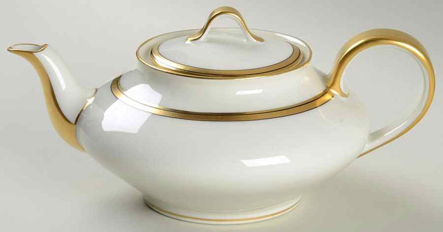 Breton (France) Teapot & Lid by Haviland-1
