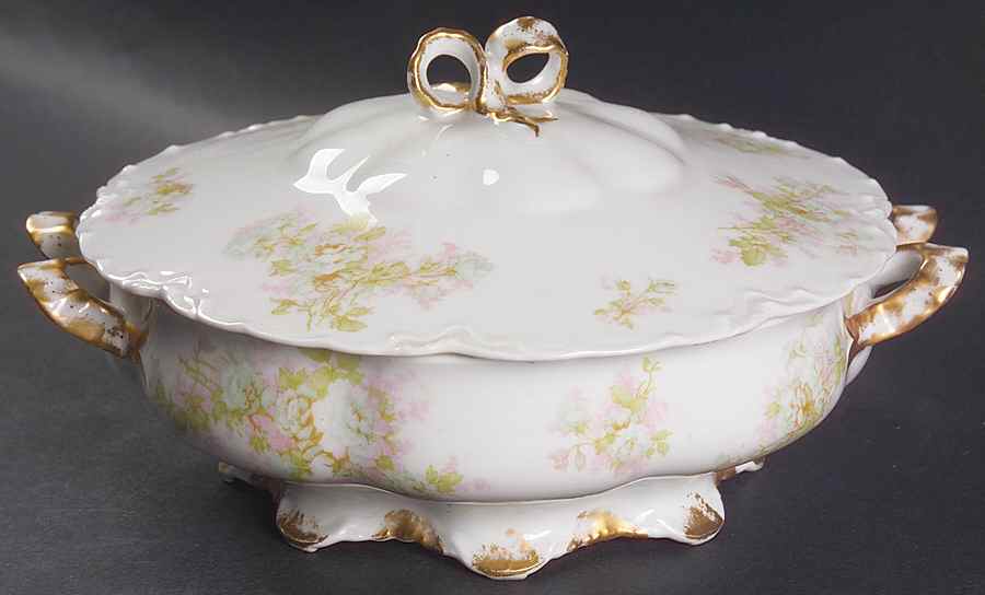Bretagne Round Covered Vegetable by Haviland-1