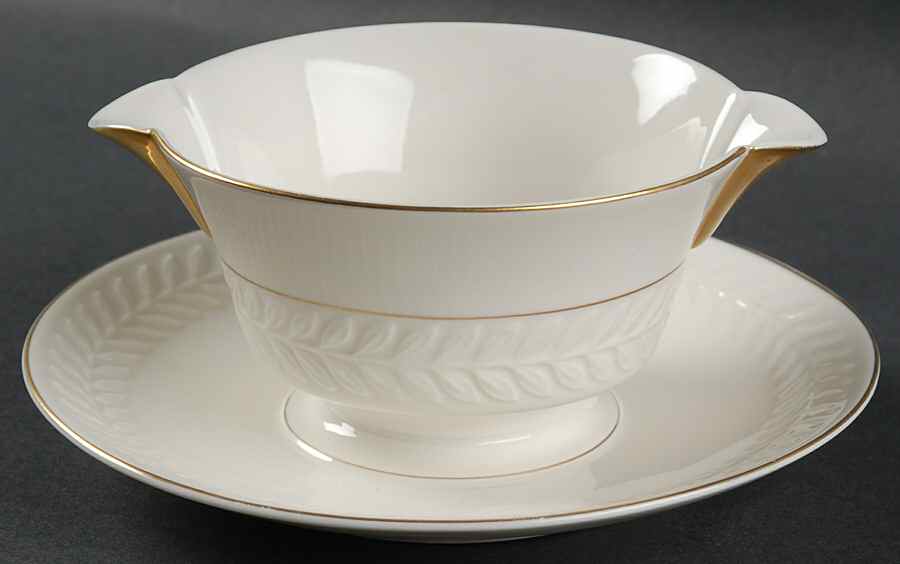 Carlton Gravy Boat with Attached Underplate by Haviland-1