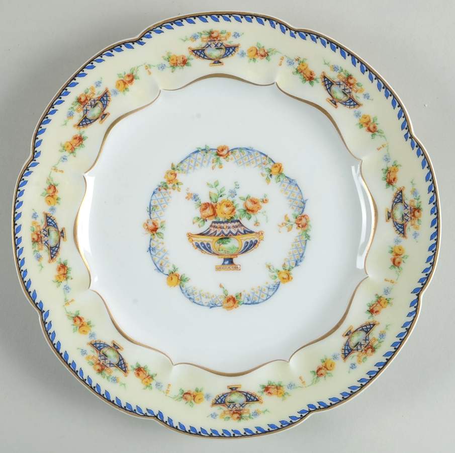 Charm Luncheon Plate by Haviland-1