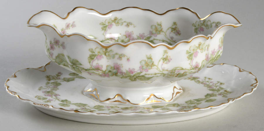Charonne Gravy Boat with Attached Underplate by Haviland-1
