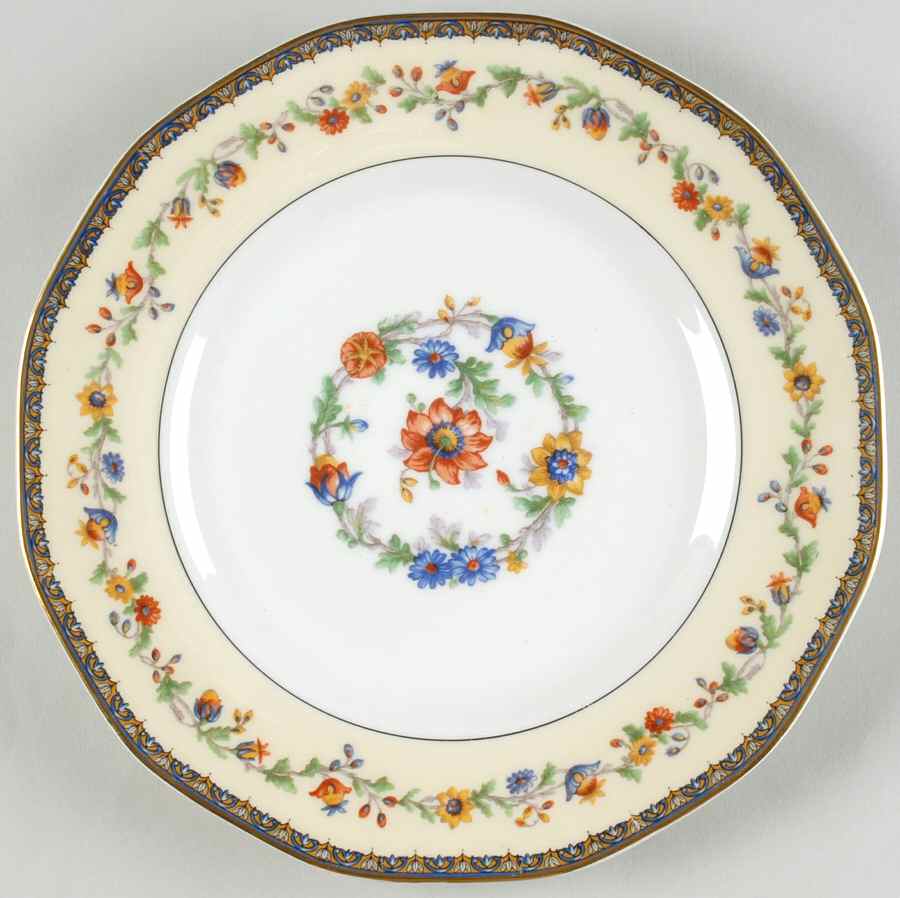 Chateaudun Dinner Plate by Haviland-1
