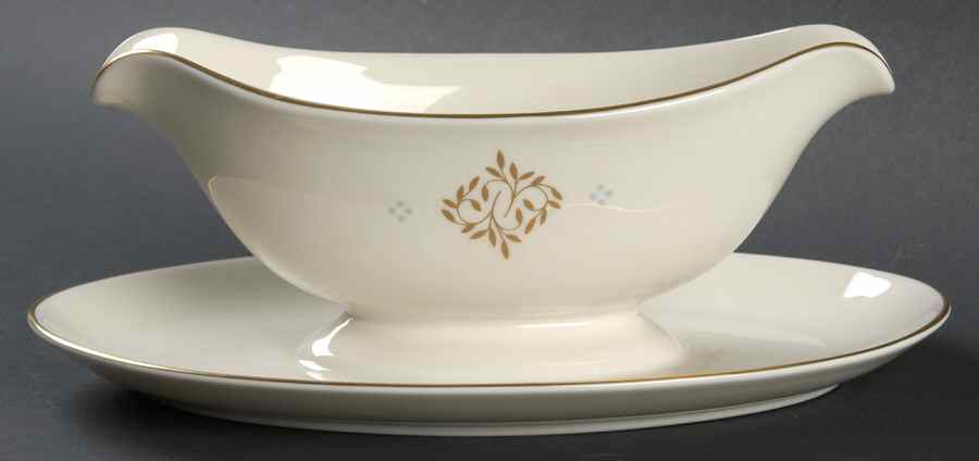 Chatelle Gravy Boat with Attached Underplate by Haviland-1