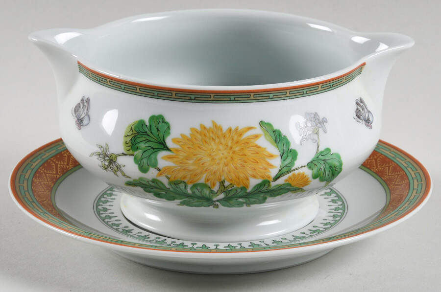 Chrysantheme Gravy Boat & Underplate by Haviland-1